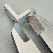 Achsbock/Halter Alu (DMT) H2,5 bis H7.0, gefräst