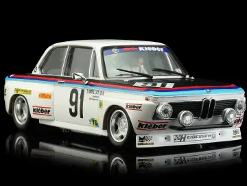 BMW 2002 No. 91, Slotcar Maßstab 1:24 analog in Rennversion mit Metall-Chassis