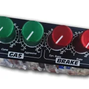 DS Electronic PHN-01 in Wettbewerbsausführung für Bahnen mit negativem Bahnanschluss (Pluspol geregelt), Geschwindigkeitsregler analog