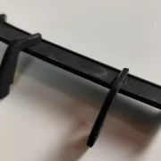 Flügelteil (1) versch. Breiten, unten hängender Spoiler (FLEX-FLÜGEL)