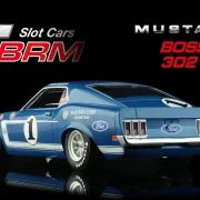 MUSTANG BOSS Trans-AM Laguna Seca 1969 - #1 Mustang Clubs Racing Team Peter Revson BRM in Rennversion mit Metall-Chassis