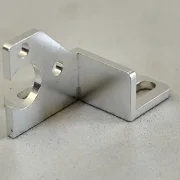 Motorhalter 1:24 Side-/Angelwinder Offset -1,2mm Aluminium m.2 Fixierungen zur Montage von Short- u.Long-Can Motoren