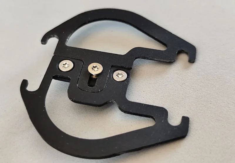 SCT-SF, GFK/CFK Wackler Set, 4 Teile, Wackler LI/RE, mittelteil, spez. Mutter, 1.0/1,5 mm