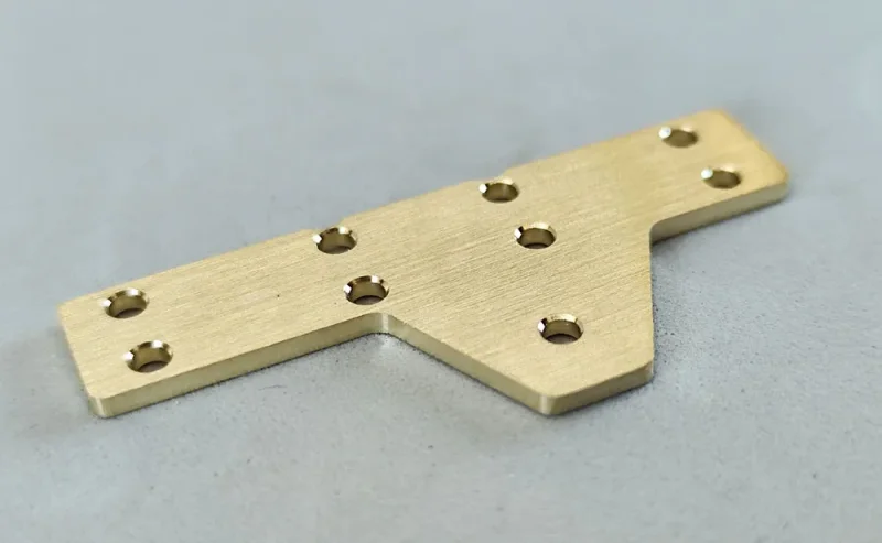 SCT-SF, GFK/CFK/ME, V2 Achs-Abstandshalter 8 Loch (länger), hinten, varibale Stärken und Materialien 0.01-2.0mm