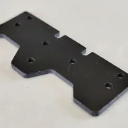 SCT-SF, GFK/CFK/ME, V3 Achs-Abstandshalter 8 Loch (länger, breiter), hinten, varibale Stärken und Materialien 0.01-2.0mm