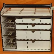 SLOTKOFFER BAUSATZ! (Race Version) für 4 Autos 1/24 und jede Menge Werkzeug und Ersatzteile, relativ leicht da aus Pappelsperrholz gelasert, passgenau und nach verkleben stabil.