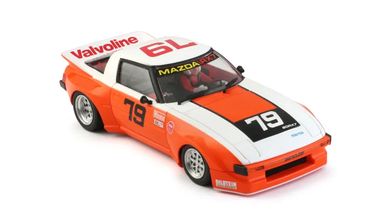 Slotcar 1:32 Analog REVOSLOT RX7 No. 43 — Rennversion, Metall-Chassis