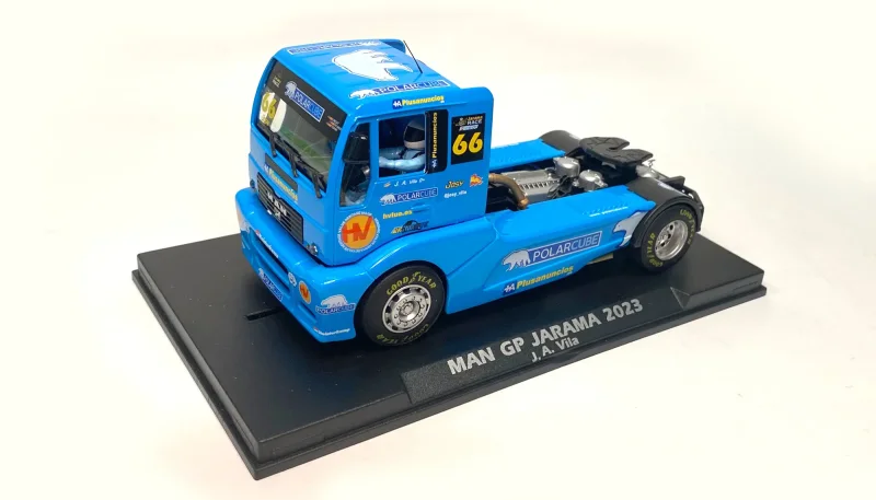 Slotcar 1:32 analog FLY MAN Renntruck Jarama 2023 No. 66