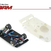 Slotcar Maßstab 1:24 analog Bausatz BRM 962C 1990 White Kit in Rennversion mit Metall-Chassis