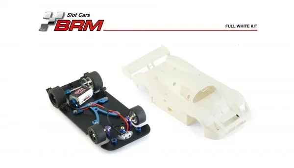 Slotcar Maßstab 1:24 analog Bausatz BRM C9 White Kit in Rennversion mit Metall-Chassis