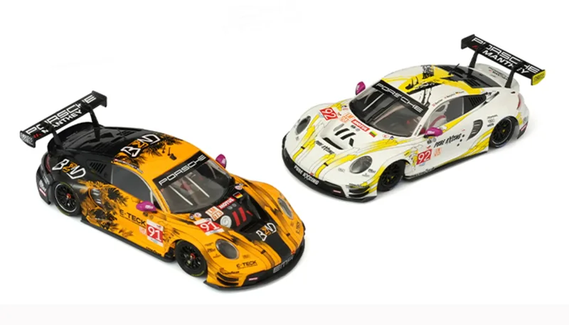 Slotcars 1:32 Analog SCALEAUTO 992 No. 91 & No. 92 — Edition, Collectors Box mit 2 Fahrzeugen, Kunststoff-Chassis