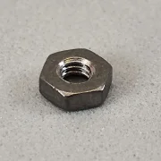 TITAN (GR2) - M2 Mutter (1) - SW 4, Höhe 1,4mm