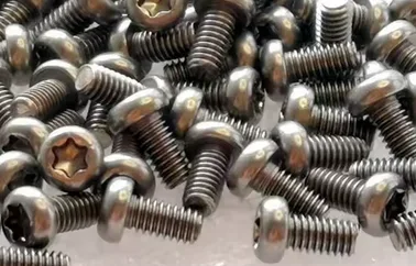 TITAN Linsenkopfschraube, M2 von 4-10mm, Torx T6