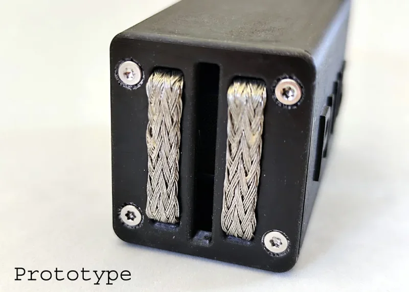 Taschentester für den Motor und die Drehrichtung eines Slotcars – benötigt eine 9-Volt-Blockbatterie, einfaches Aufdrücken auf die Schleifer.