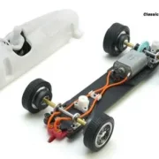 Slotcar Maßstab 1:24 analog Bausatz SCALEAUTO Typ C White Kit in Rennversion mit Metall-Chassis und Beklebungssatz