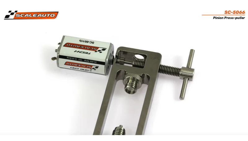 Werkzeug SCALEAUTO Motorritzelabzieher- und Aufpresser (Stahlausführung) als Universal-Combi-Set